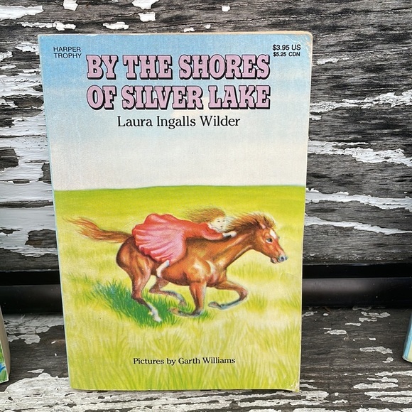 Paperback Books Laura Ingalls Wilder Set Of 3 Little House #4 #5 #6 - Picture 3 of 8